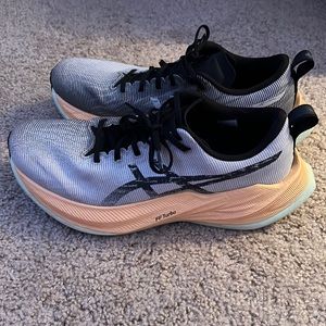 Asics Superblast men’s size 10